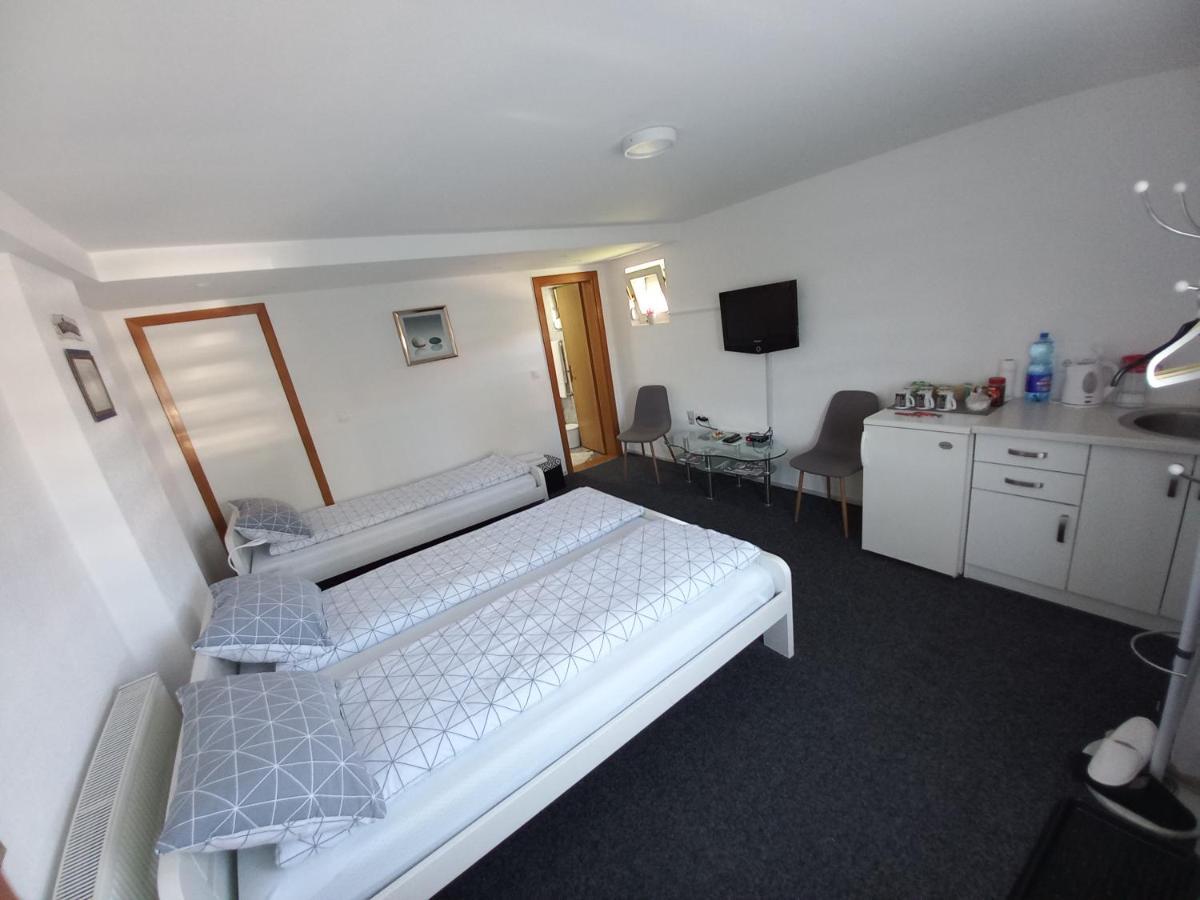 Apartmani Denis Dubrave Gornje Extérieur photo